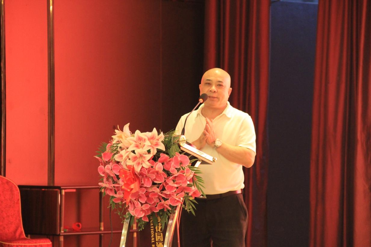 惠州市惠陽(yáng)區(qū)印刷出版業(yè)協(xié)會(huì)第二屆第三次會(huì)員大會(huì)-7.jpg